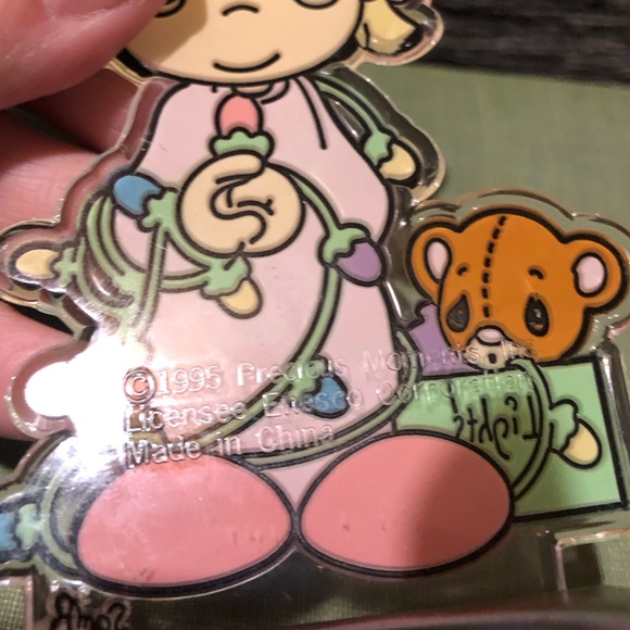 1995 Precious Moments Christmas t-light holder Xmas lights Pastel big eyes sad🩵 - Picture 10 of 12